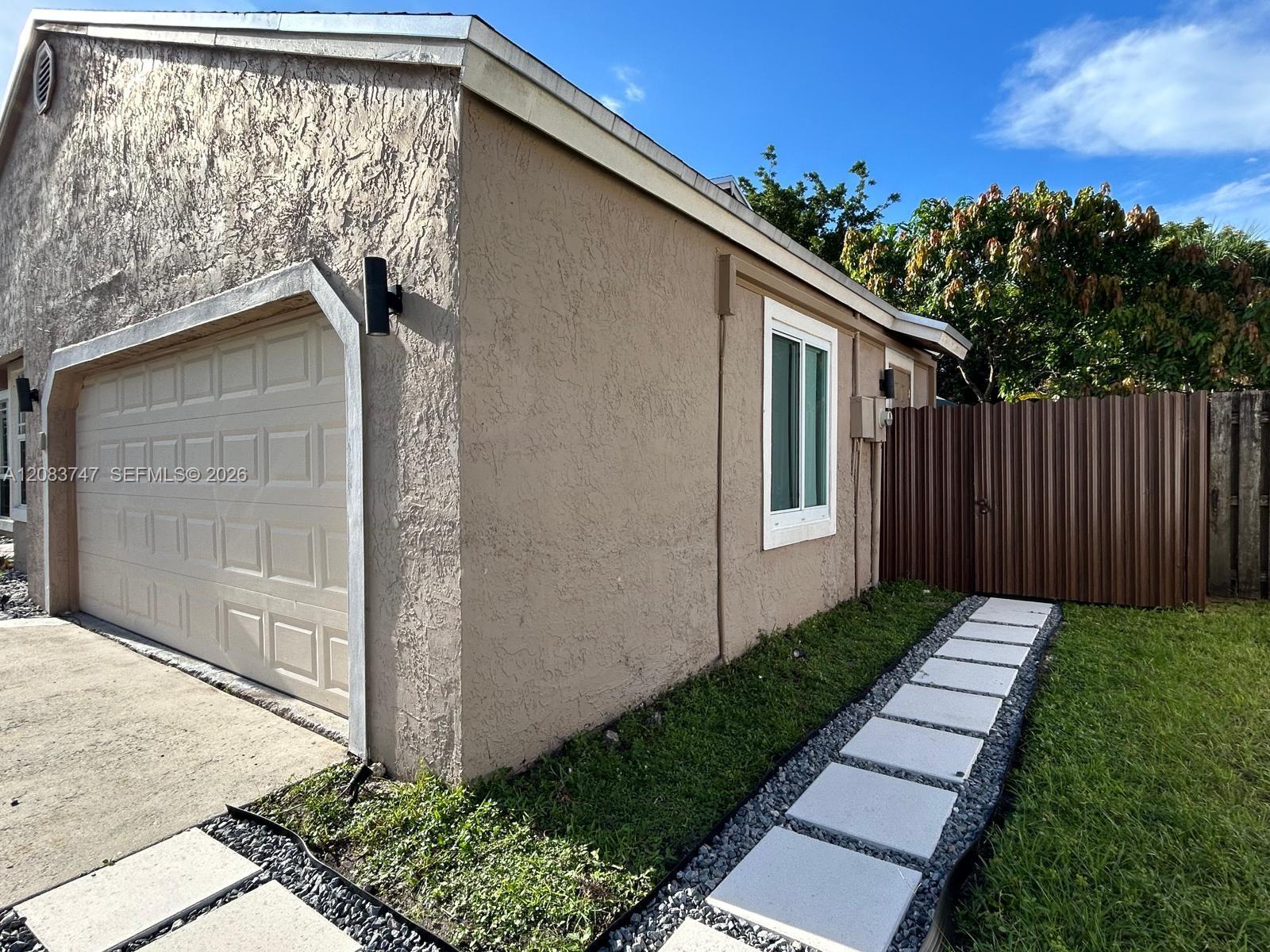 13431 SW 9th Pl # 1, Davie FL 33325