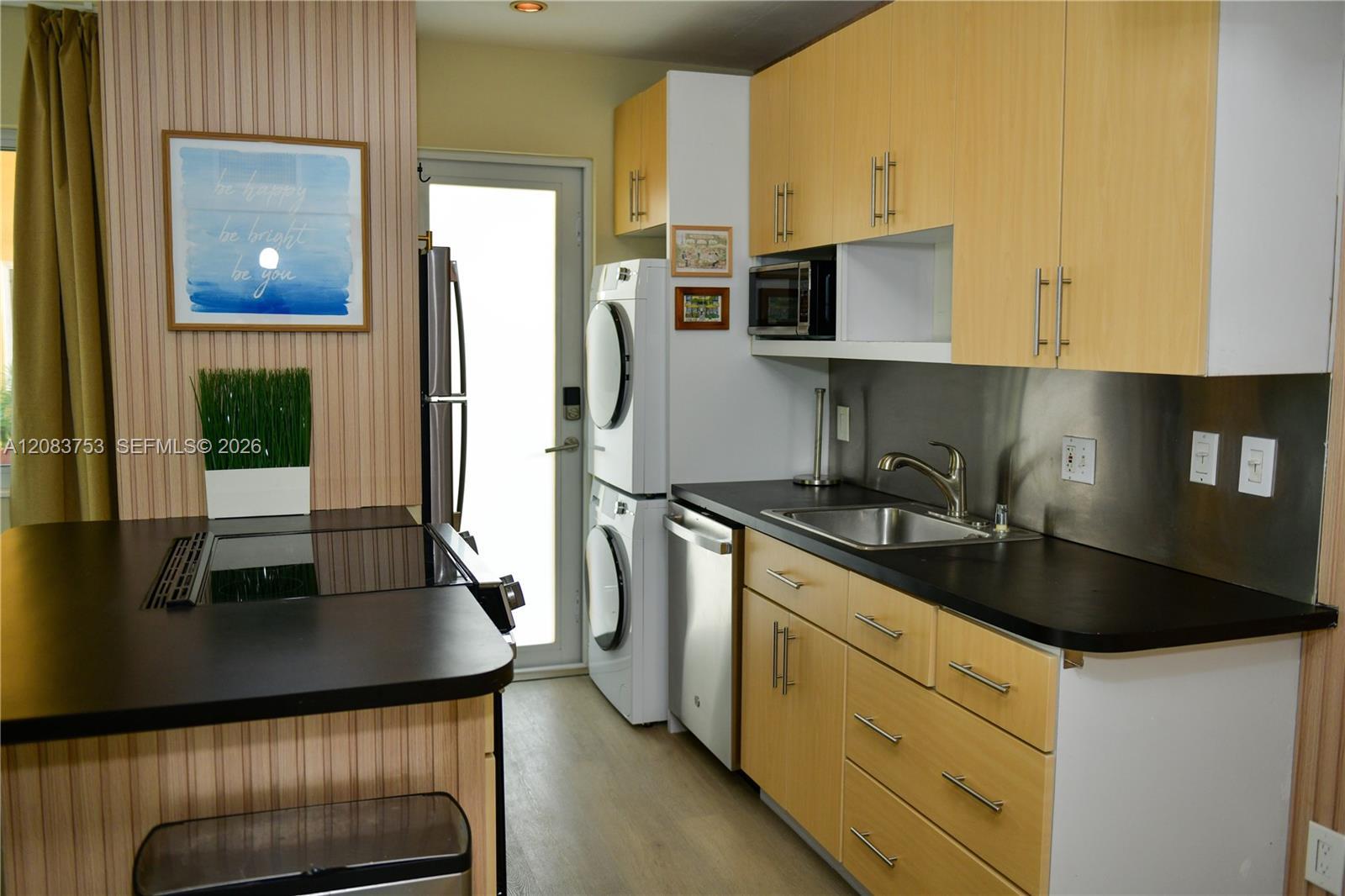 65 Washington Ave # 26, Miami Beach FL 33139 photo 4