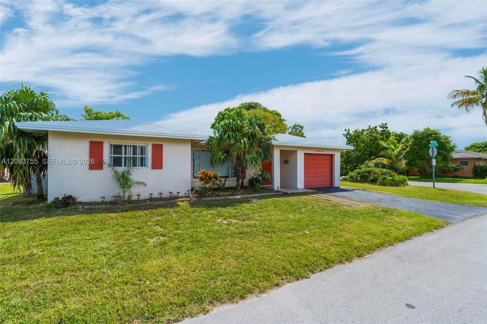7108 NW 76th Ct, Tamarac FL 33321 photo 2