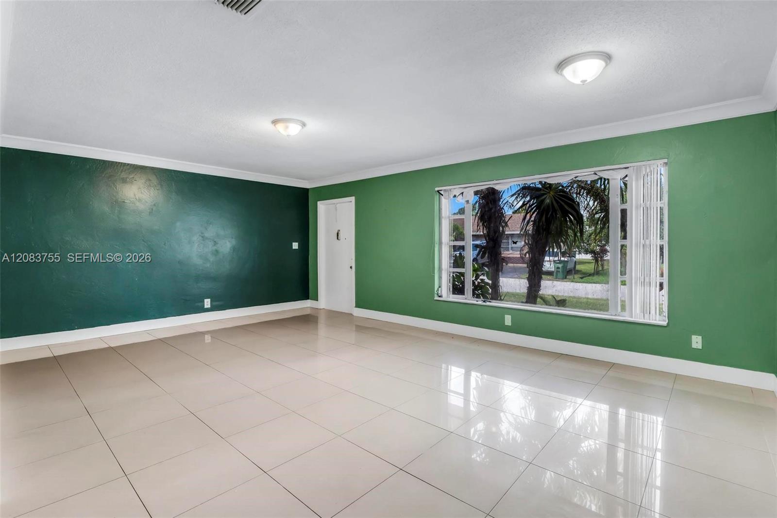 7108 NW 76th Ct, Tamarac FL 33321 photo 4