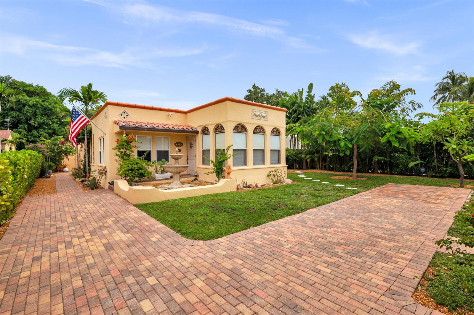 319 Plymouth Road, West Palm Beach FL 33405 photo 2