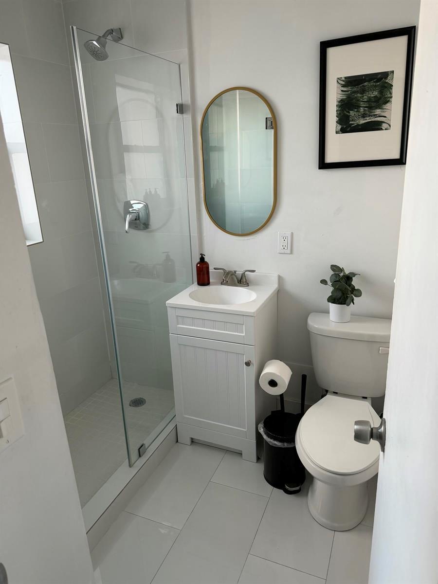 2100 NE 33RD Avenue # 104, Fort Lauderdale FL 33305 photo 4