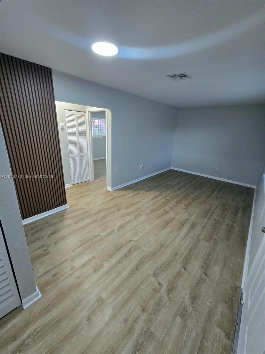Hialeah, FL 33010 photo 2