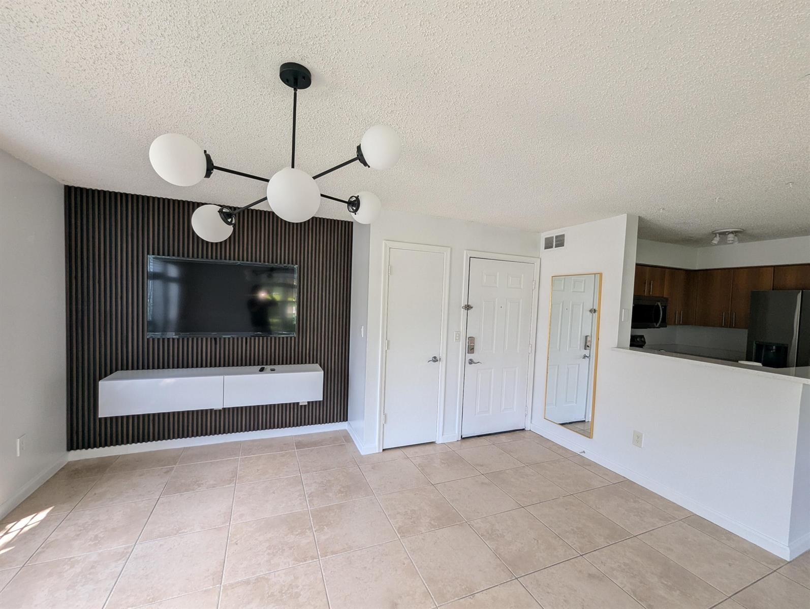 1215 CRYSTAL Way # G, Delray Beach FL 33444 photo 3