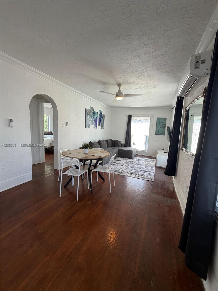 817 Tyler St # 8, Hollywood FL 33019 photo 3
