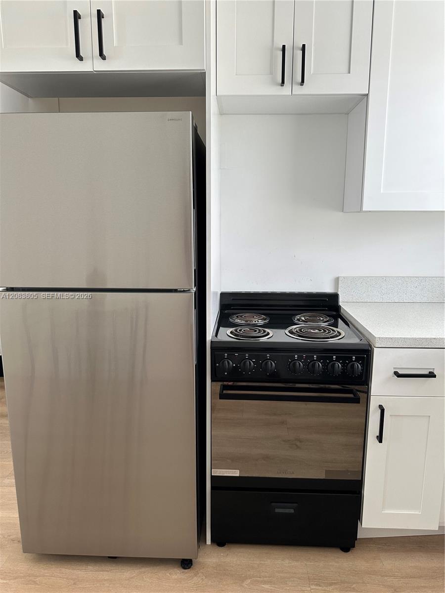 817 Tyler St # 11, Hollywood FL 33019 photo 5