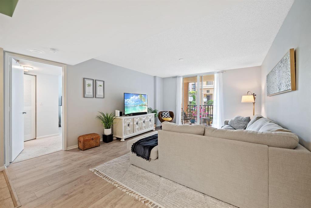 520 SE 5TH Avenue # 2202, Fort Lauderdale FL 33301 photo 4