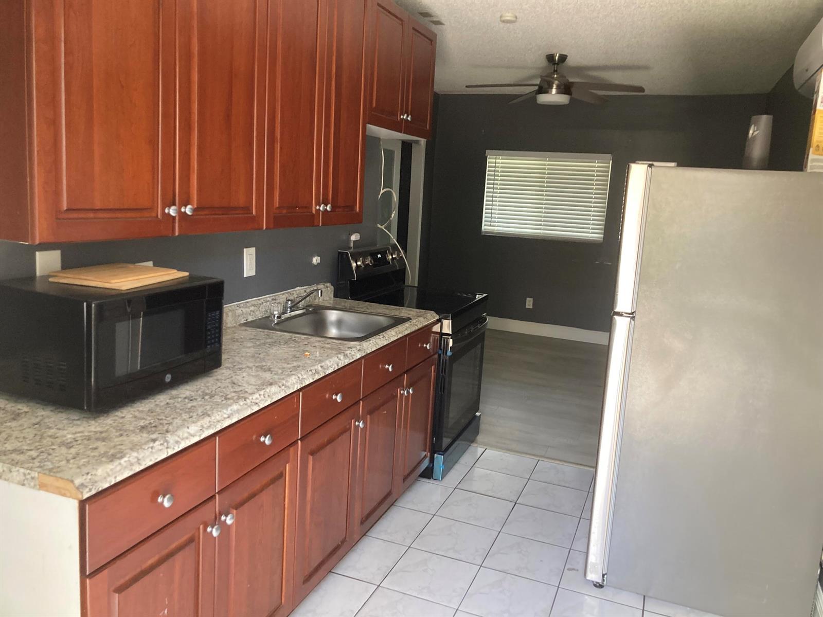 1175 NE 6TH Avenue NE # 2, Fort Lauderdale FL 33304 photo 2