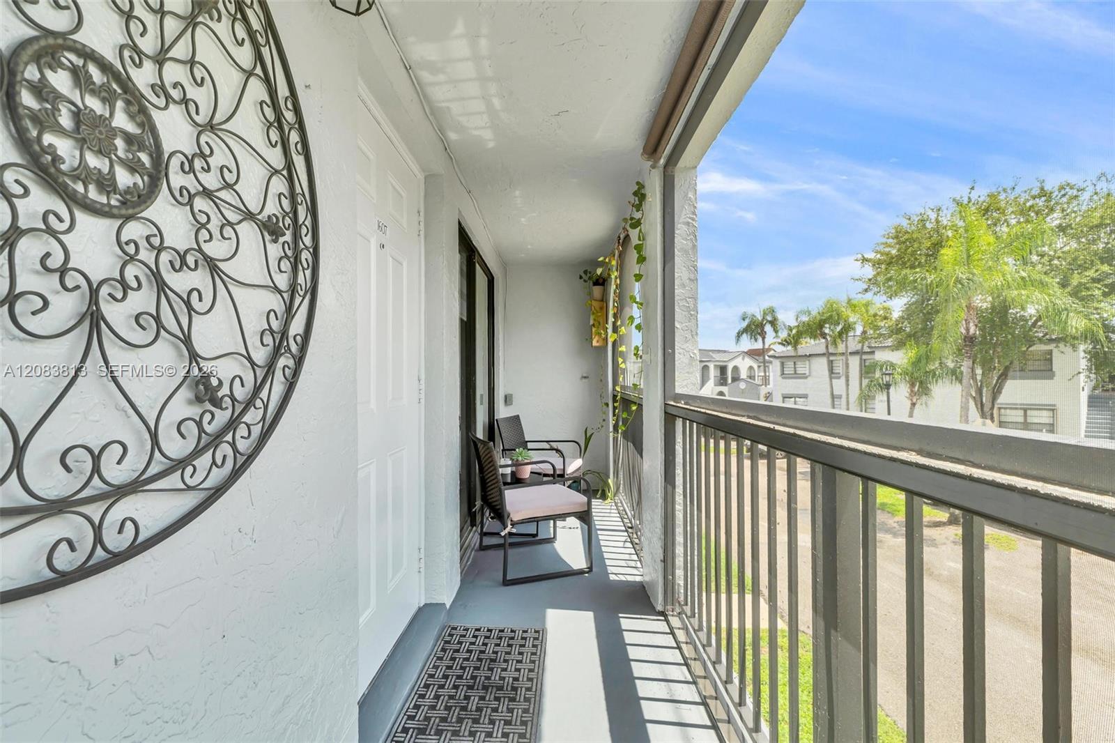 18226 Mediterranean Blvd # 16, Hialeah FL 33015 photo 4