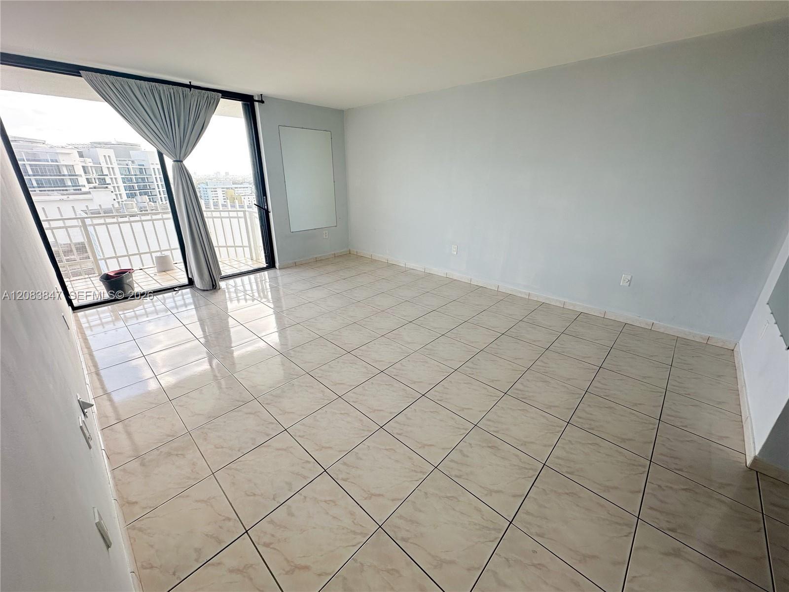 6061 Collins Ave # 23B, Miami Beach FL 33140 photo 3