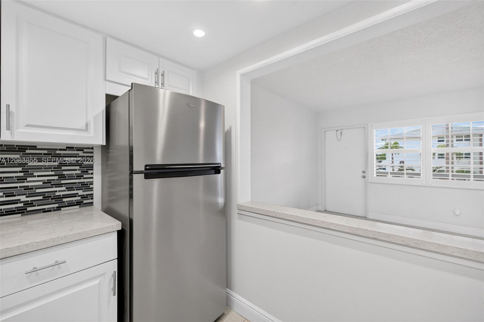5203 NE 24th Ter # B211, Fort Lauderdale FL 33308 photo 3