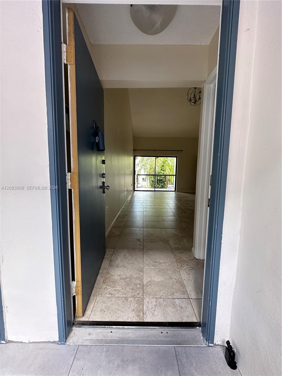 9435 Fontainebleau Blvd # 206, Miami FL 33172 photo 2