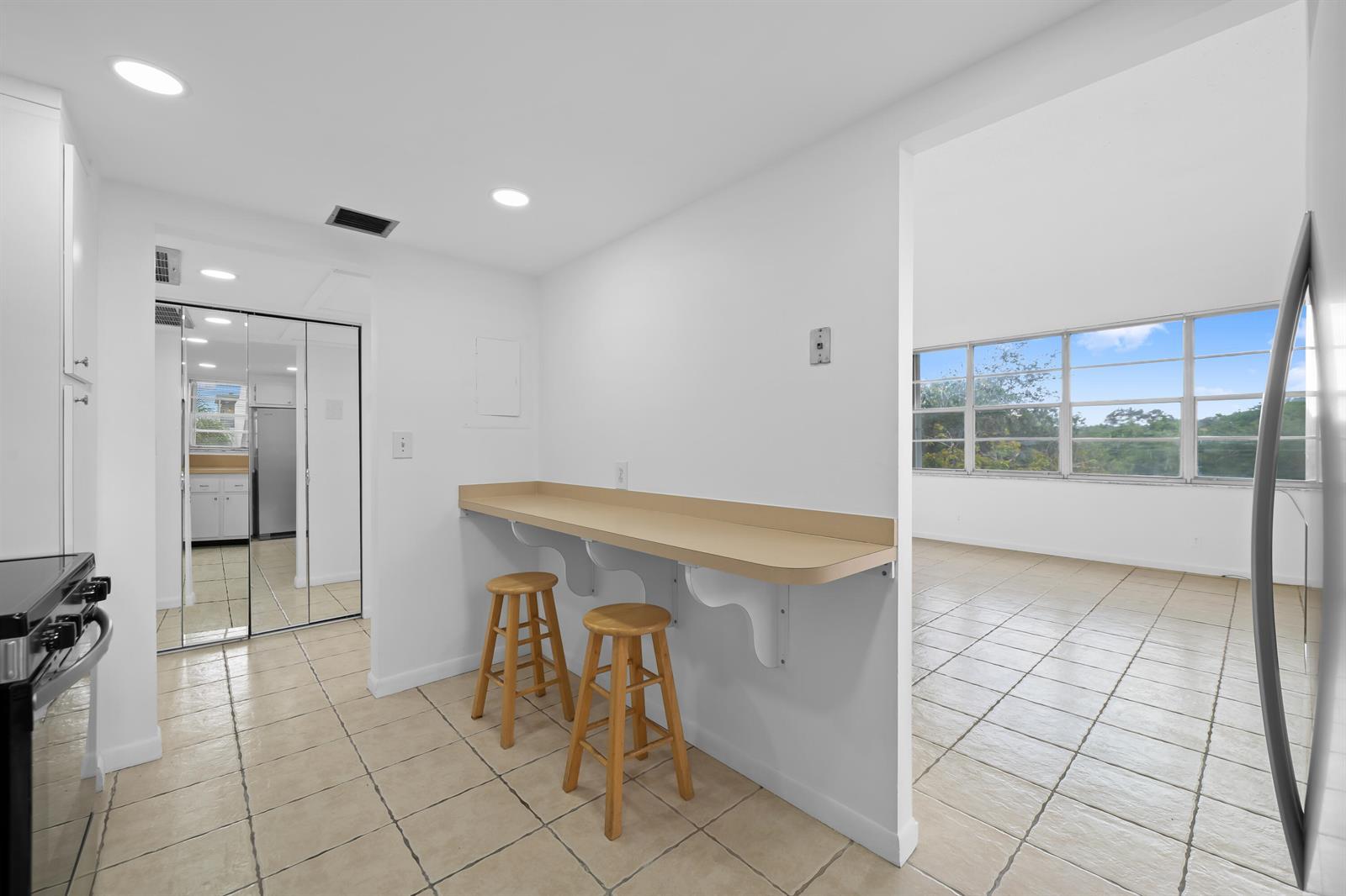 2781 TAFT Street # 303, Hollywood FL 33020 photo 3