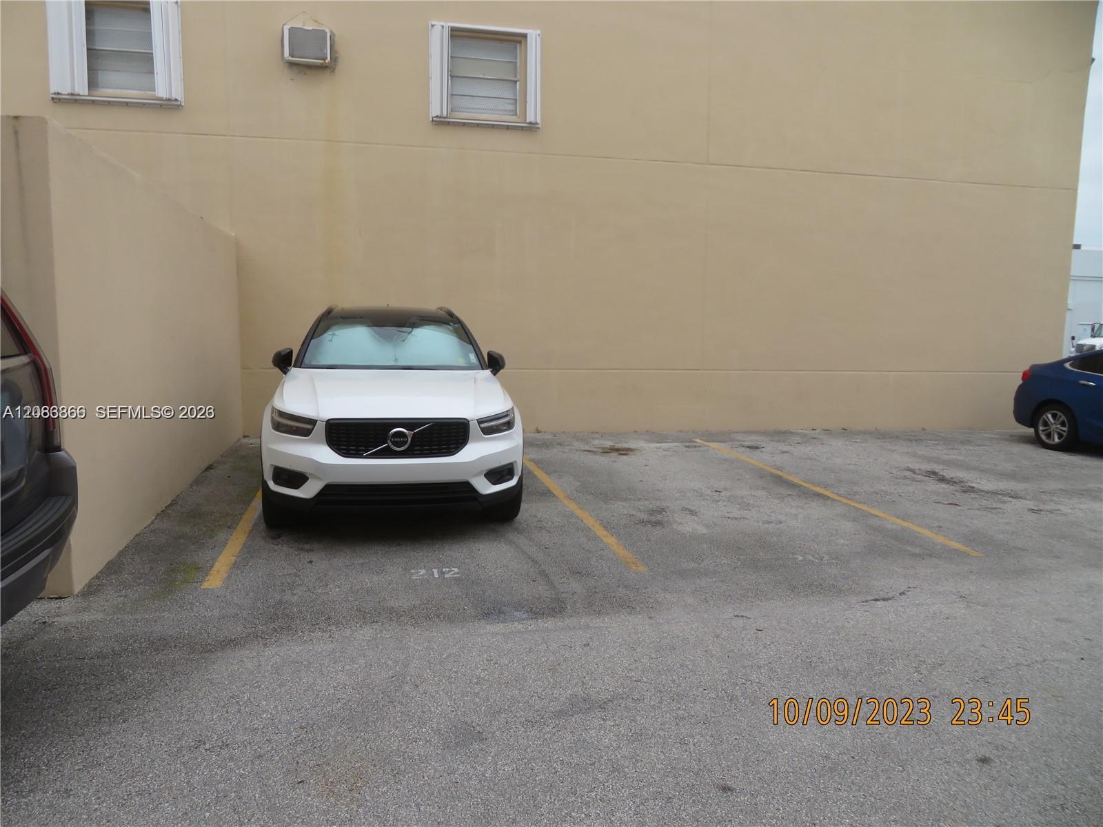 2450 W 82nd St # 212, Hialeah FL 33016 photo 2