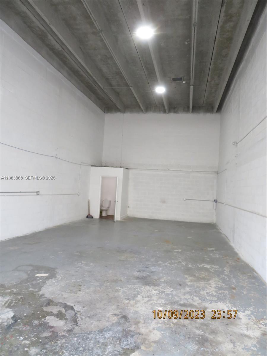 2450 W 82nd St # 212, Hialeah FL 33016 photo 3