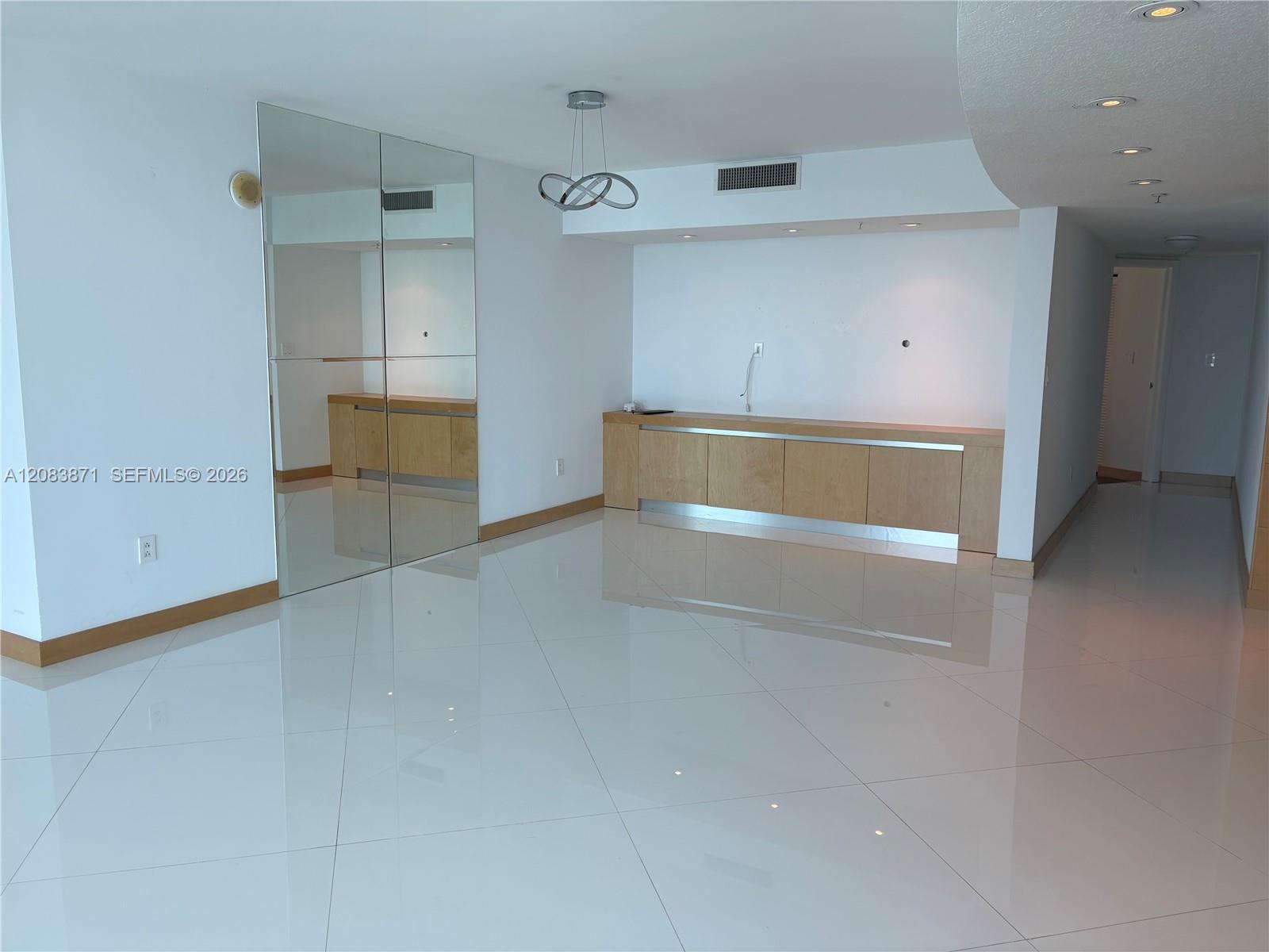1800 N Bayshore Dr # 3601, Miami FL 33132 photo 4