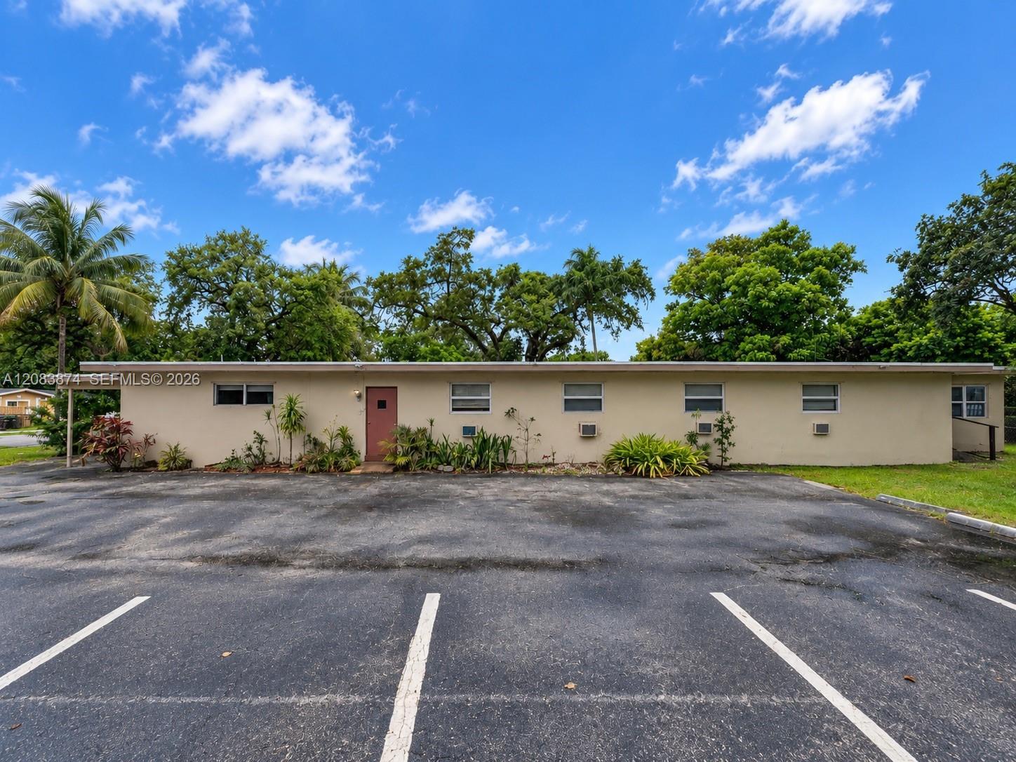 519 NW 23rd Ave, Fort Lauderdale FL 33311 photo 3