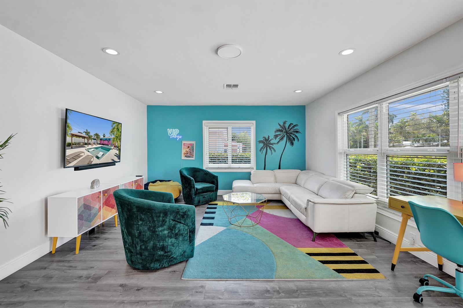 1535 Hollywood Boulevard, Hollywood FL 33020 photo 4