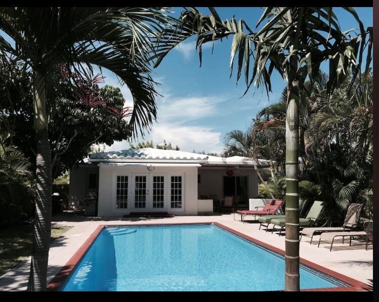2418 VAN BUREN Street, Hollywood FL 33020