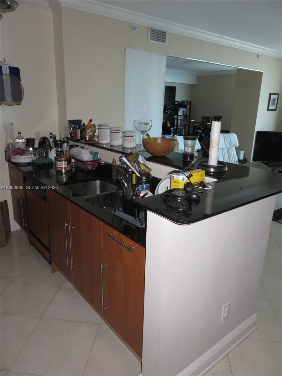 335 S Biscayne Blvd # 1508, Miami FL 33131 photo 5