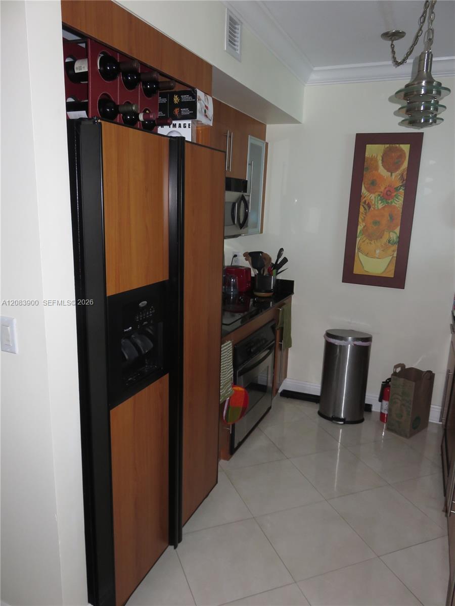 335 S Biscayne Blvd # 1508, Miami FL 33131 photo 4