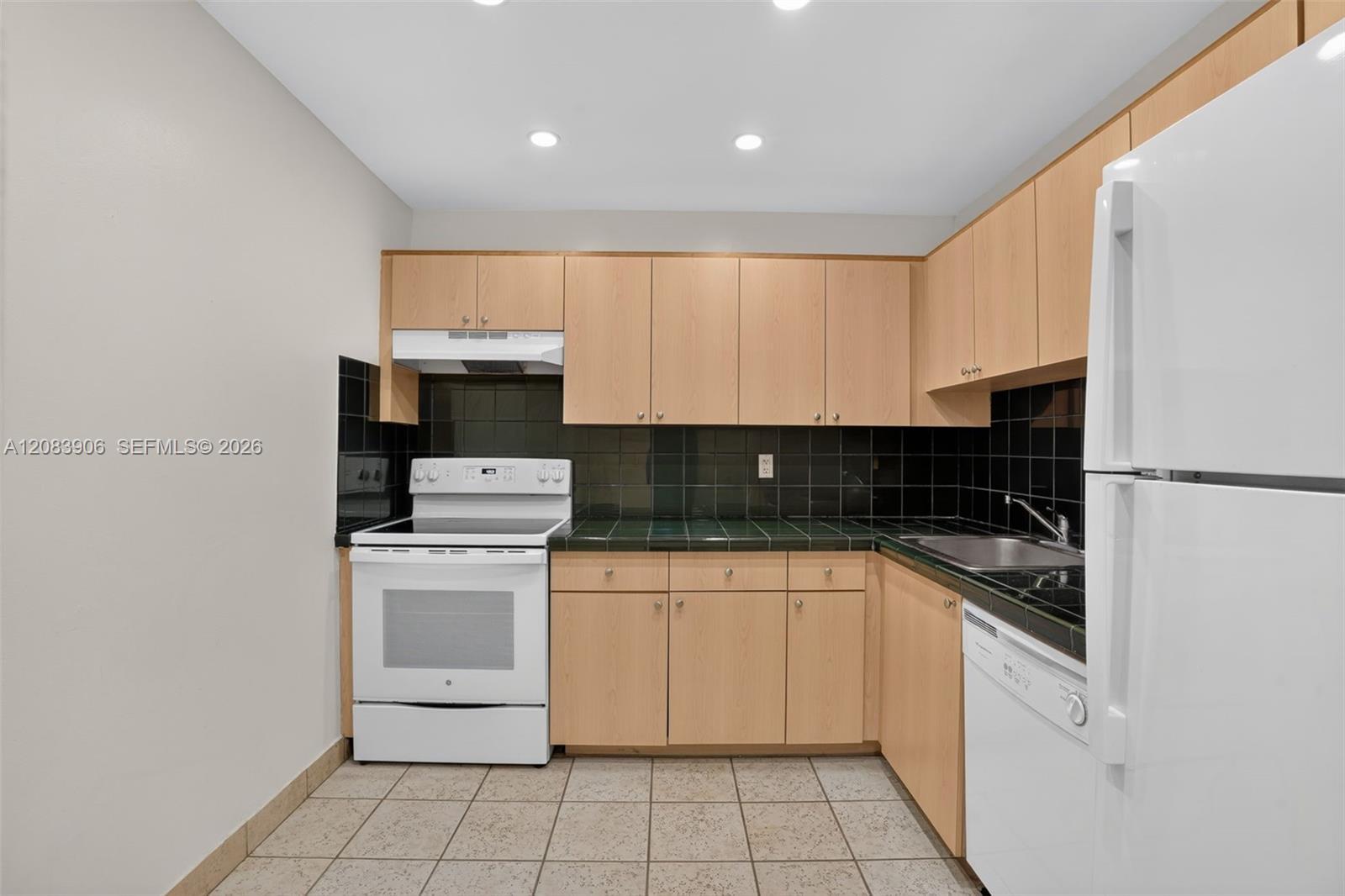 7740 Camino Real # 306, Miami FL 33143 photo 3