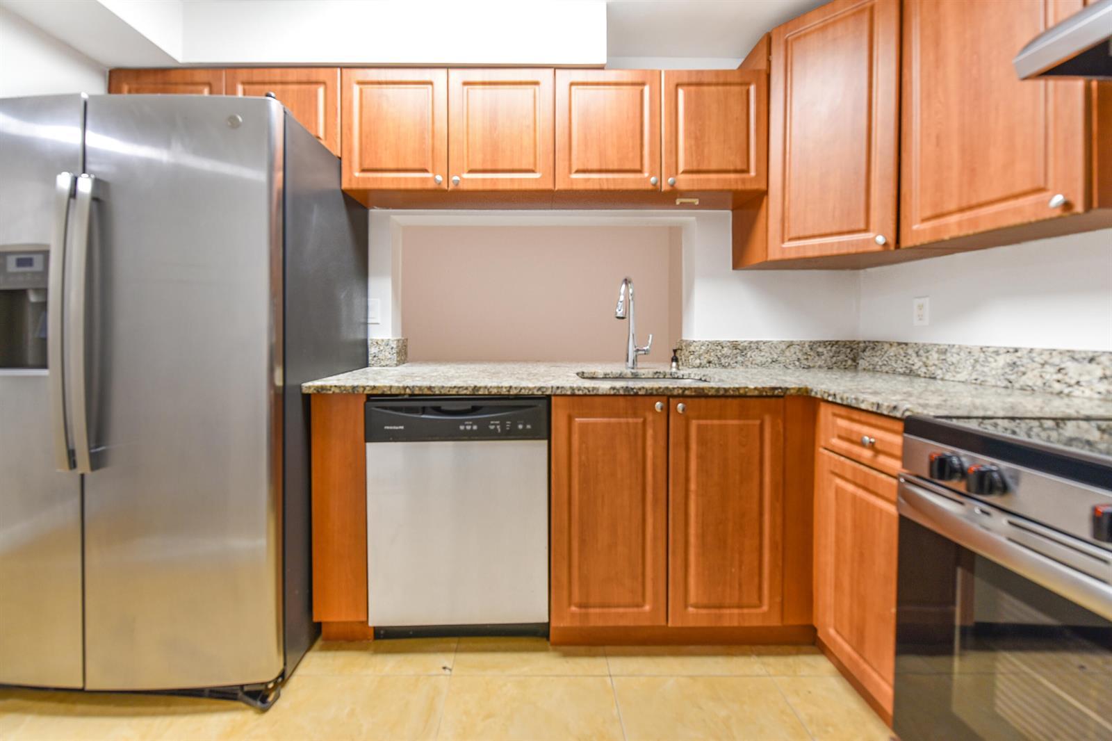 6053 10th Avenue N # 140, FL 33463 photo 2