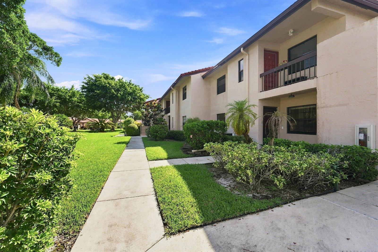 9293 VISTA DEL LAGO # G, Boca Raton FL 33428 photo 2