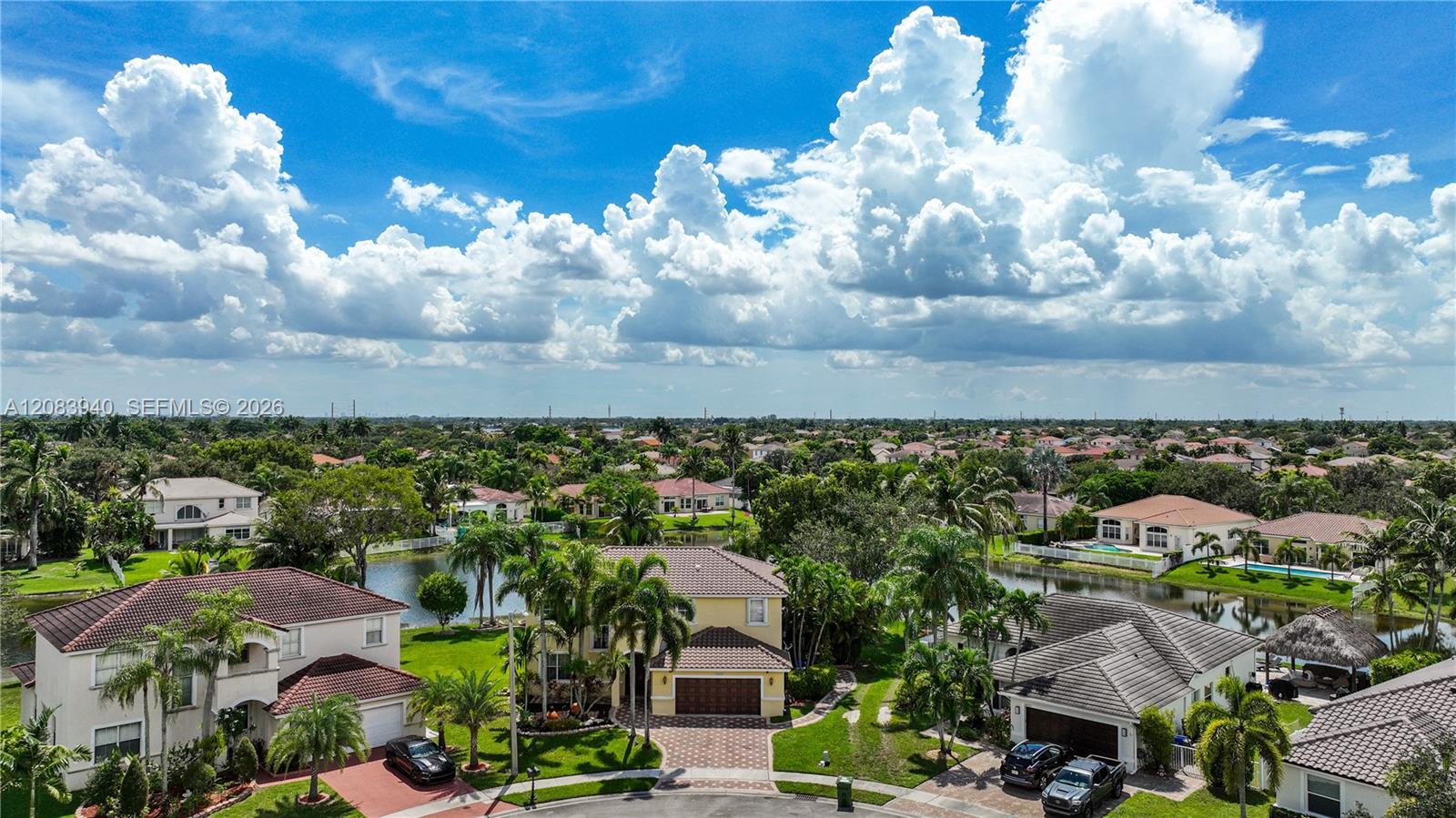 18806 NW 23rd Pl, Pembroke Pines FL 33029 photo 4