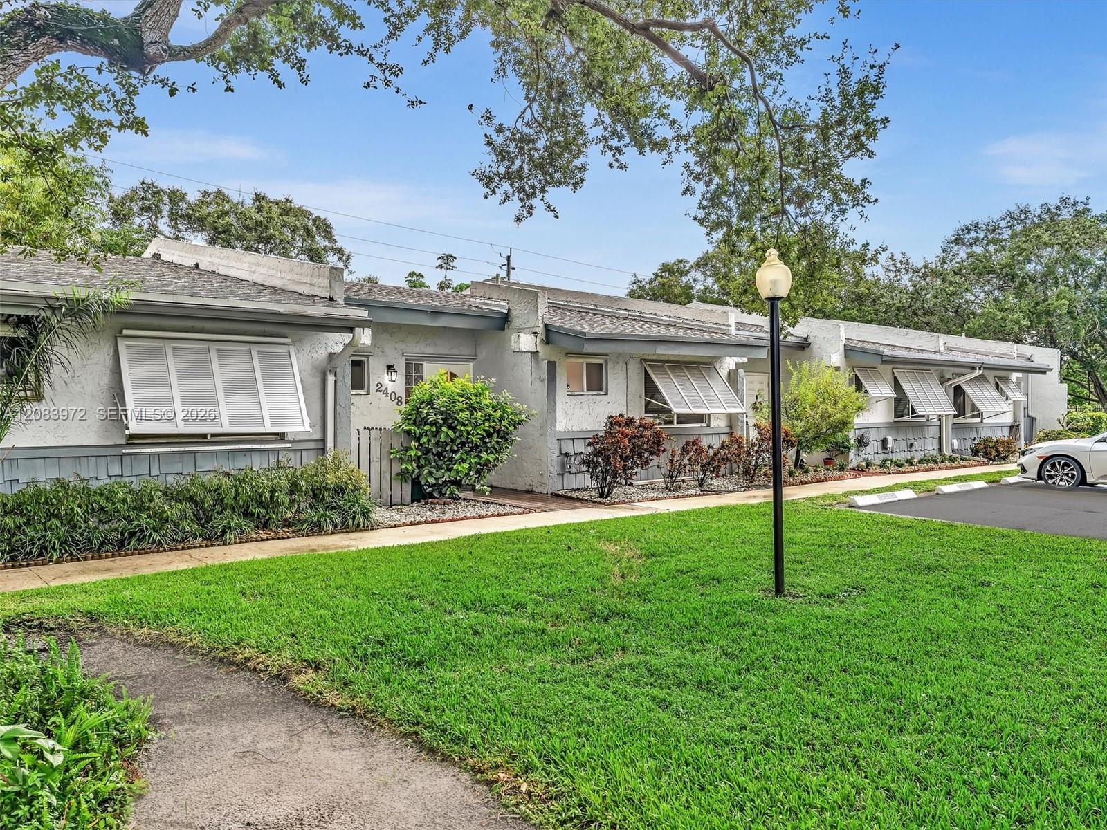 2408 N 35th Ave, Hollywood FL 33021 photo 5