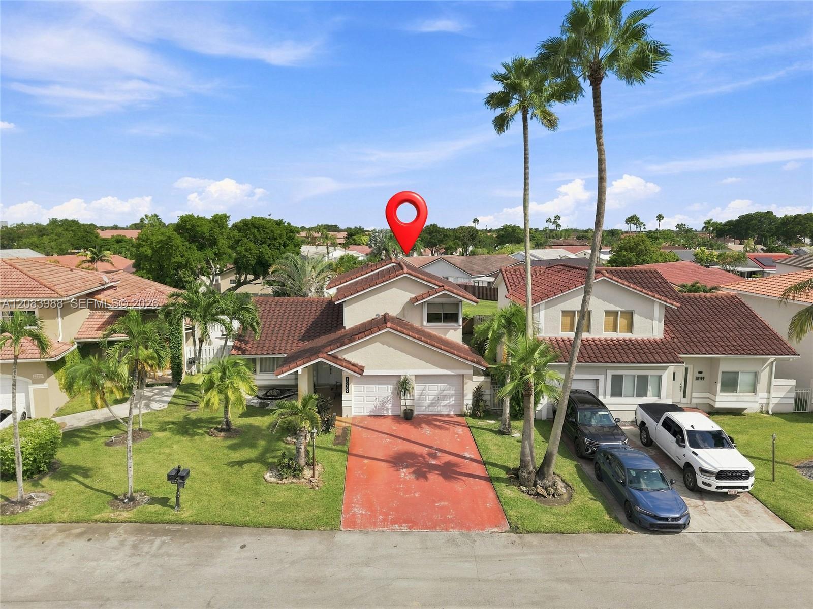 18209 NW 61st Ct, Hialeah FL 33015 photo 2