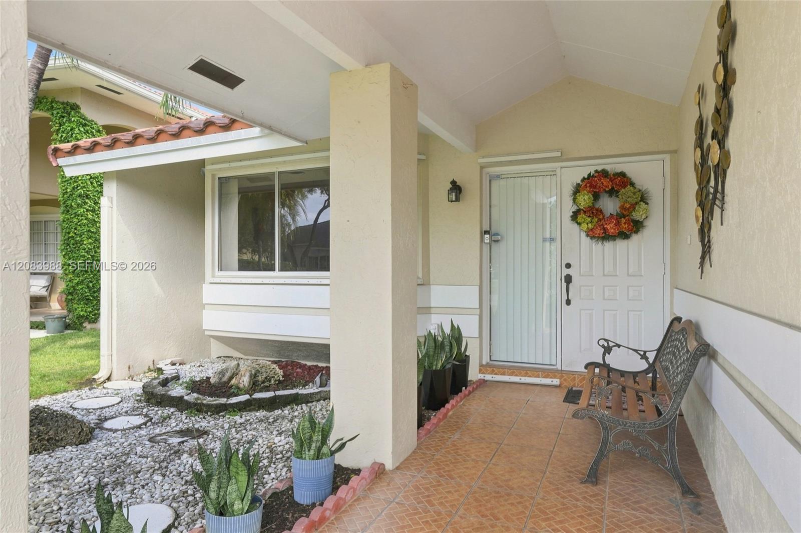 18209 NW 61st Ct, Hialeah FL 33015 photo 4