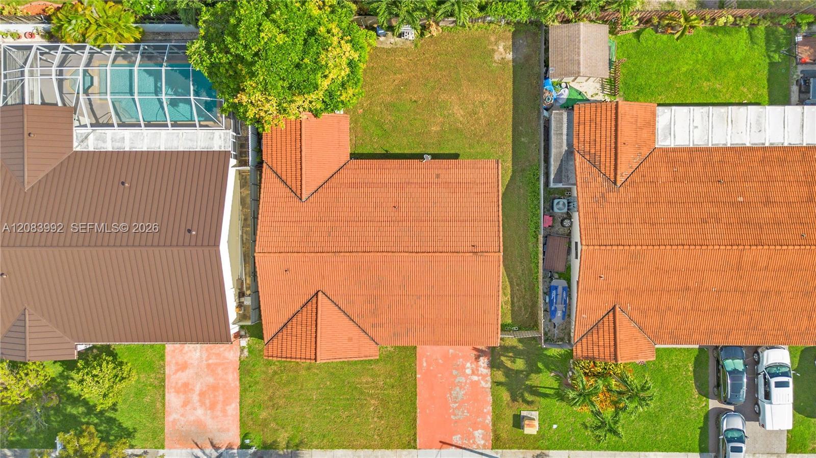 15421 SW 177th Ter, Miami FL 33187 photo 4