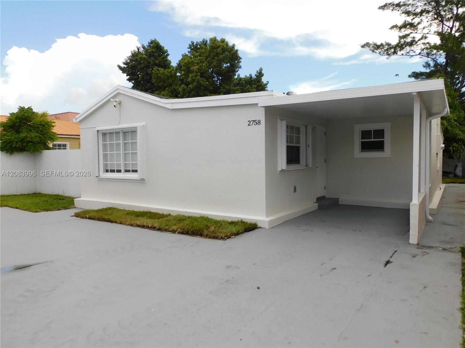 2754 NW 26th St # C, Miami FL 33142