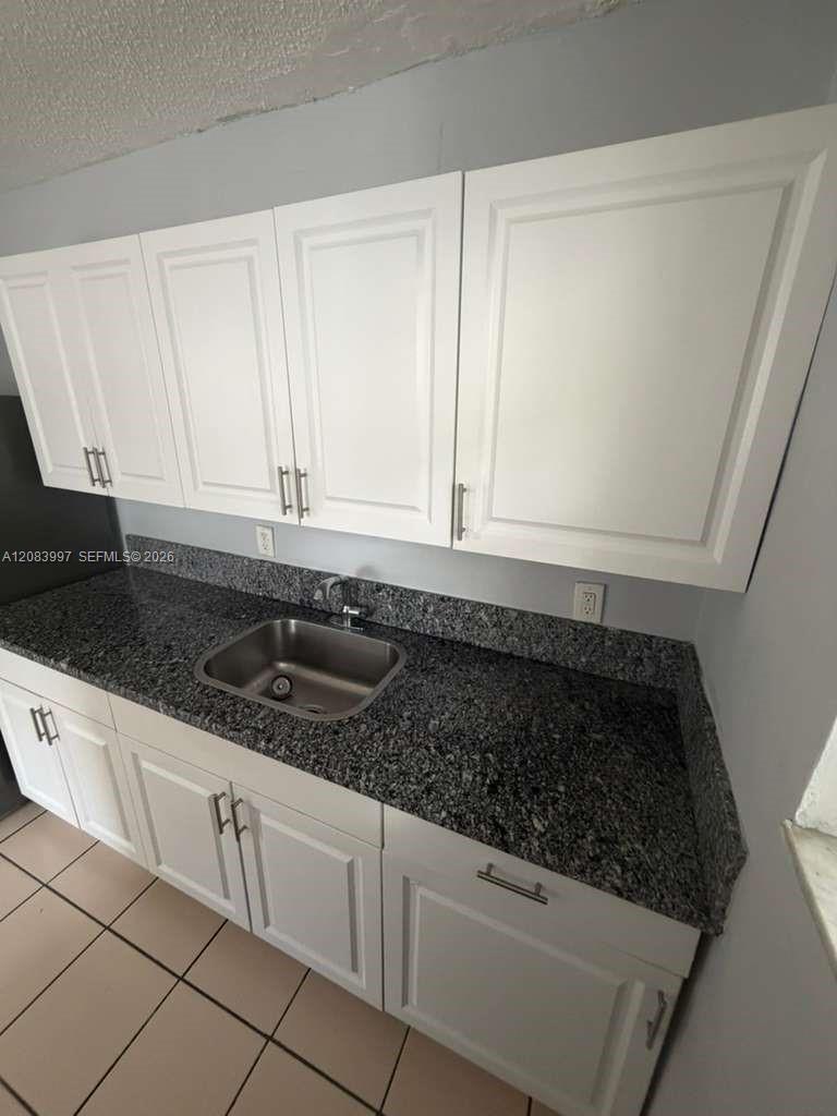 1330 NE 127th St # 5, North Miami FL 33161 photo 2