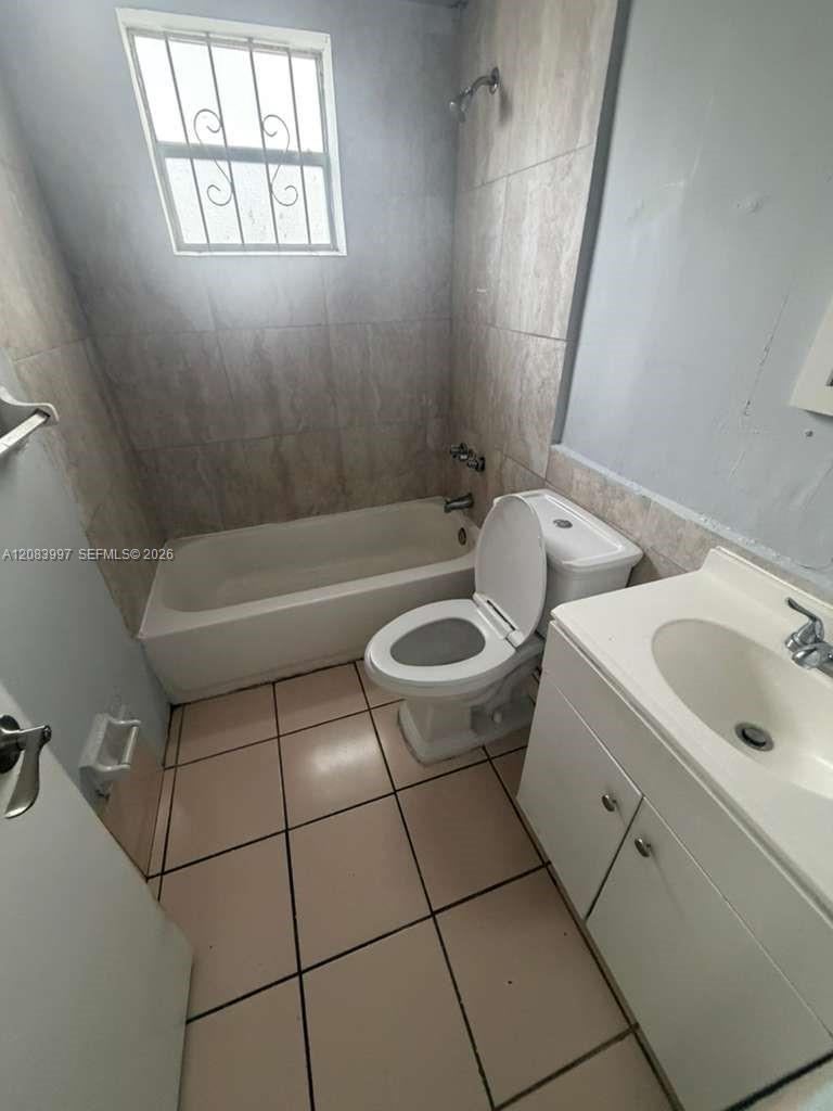 1330 NE 127th St # 5, North Miami FL 33161 photo 5