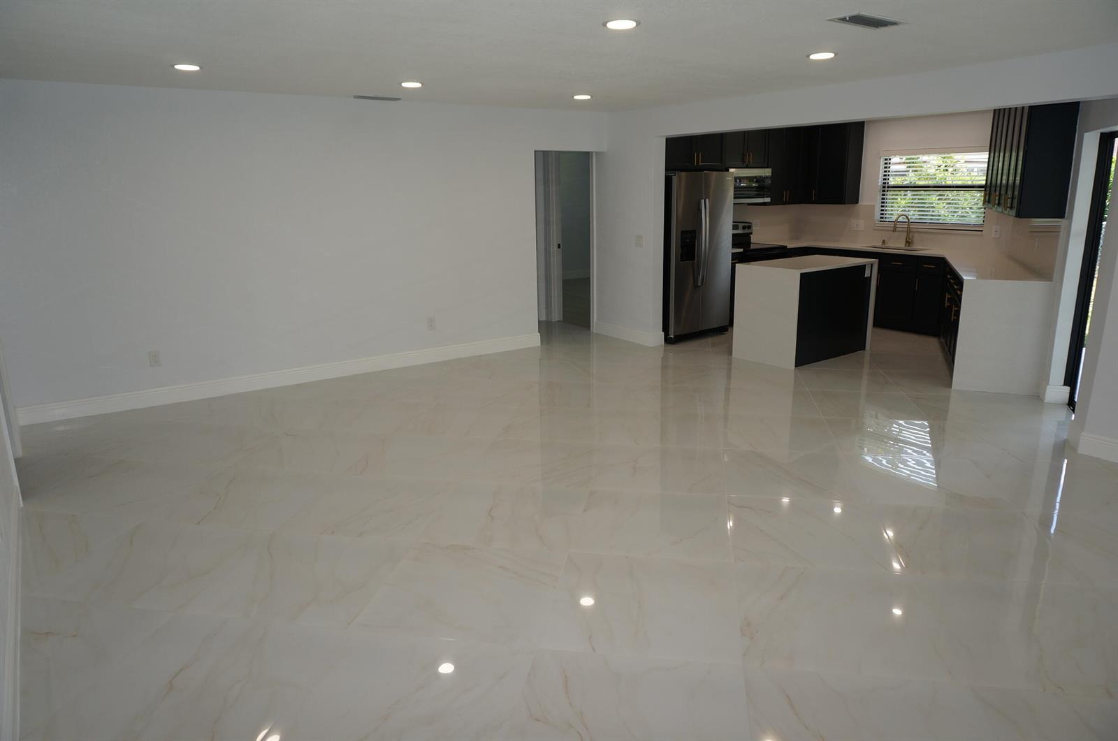 1513 39TH Street, West Palm Beach FL 33407 photo 3