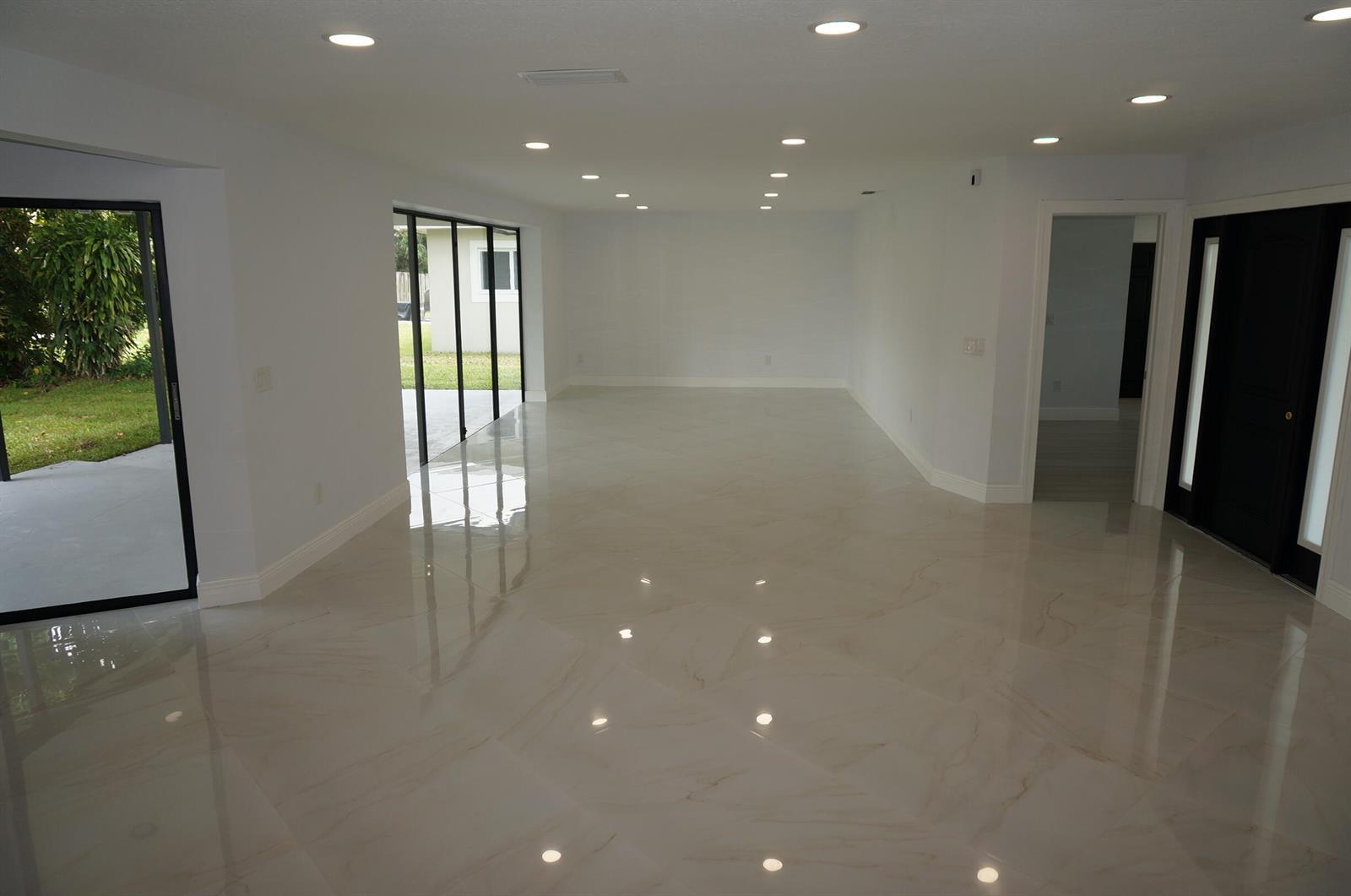 1513 39TH Street, West Palm Beach FL 33407 photo 4