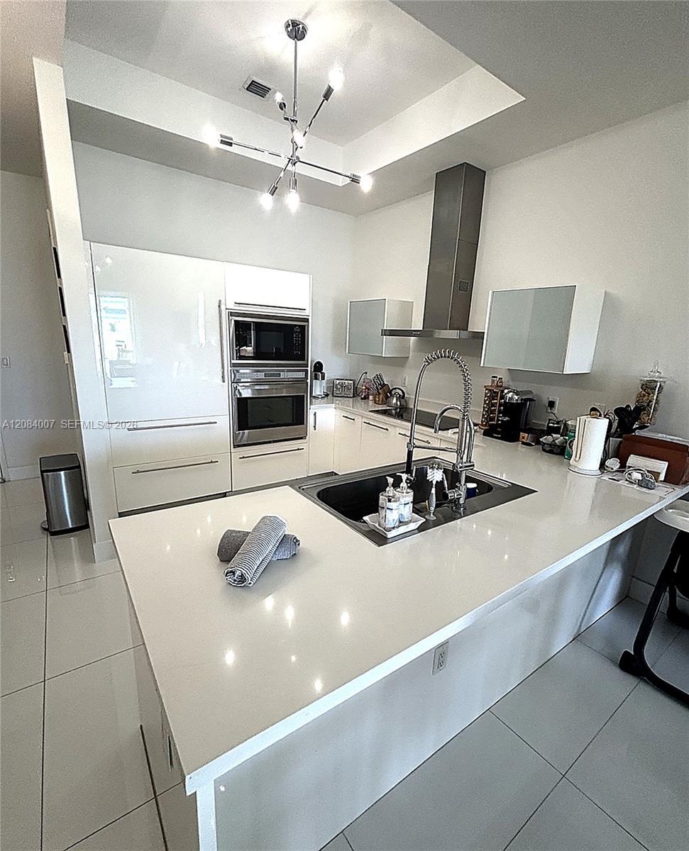250 NE Sunny Isles Blvd # 407, Sunny Isles Beach FL 33160 photo 5