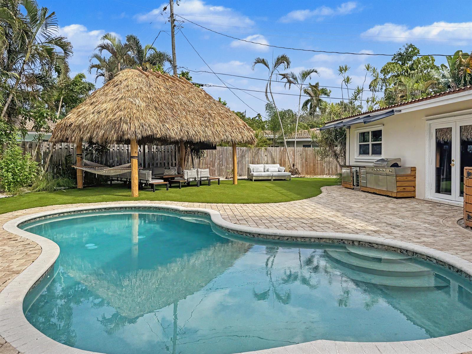 2836 NW 11TH Avenue, Wilton Manors FL 33311 photo 2