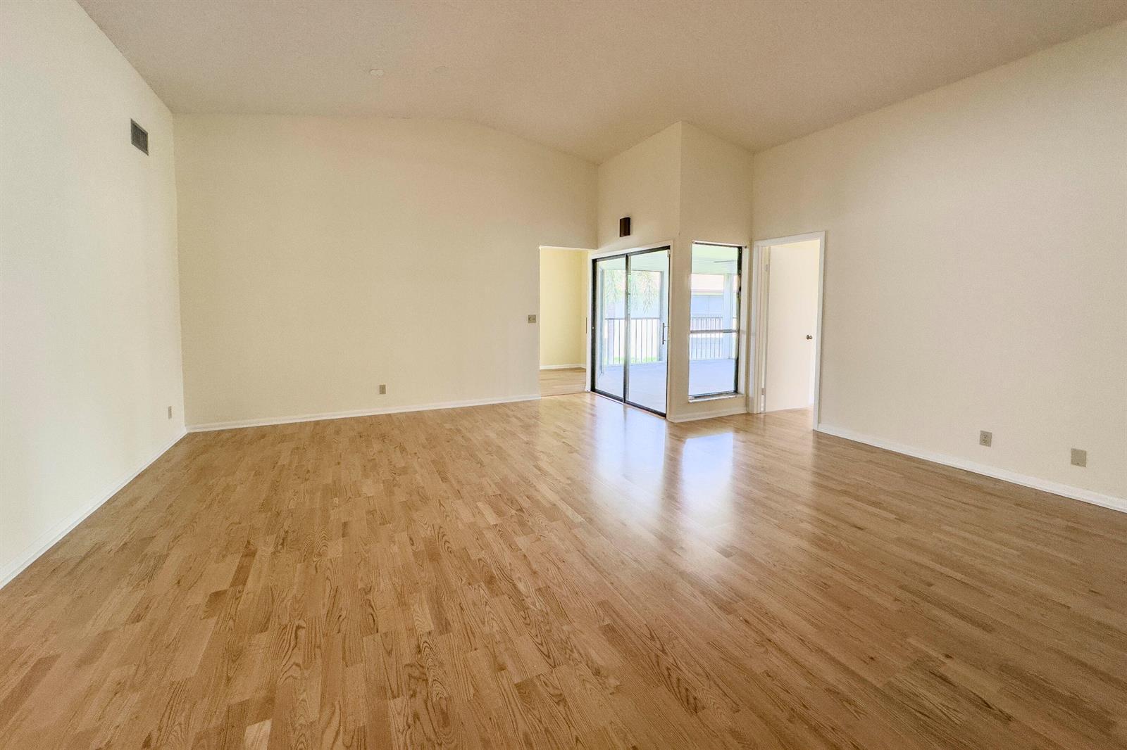 3362 Lucerne Park Drive, FL 33467 photo 3