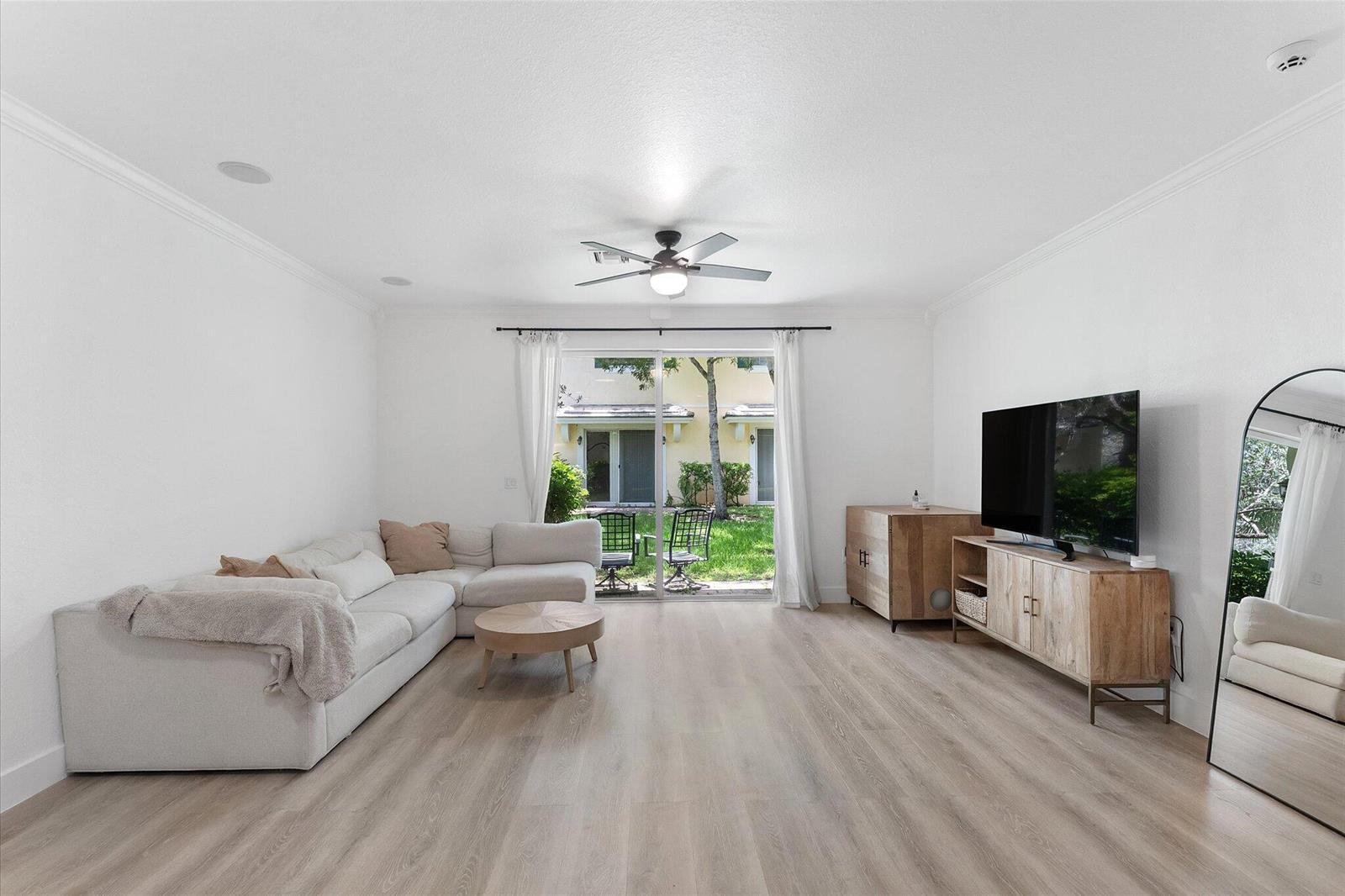 7783 DEERCREEK Court, Davie FL 33328 photo 3