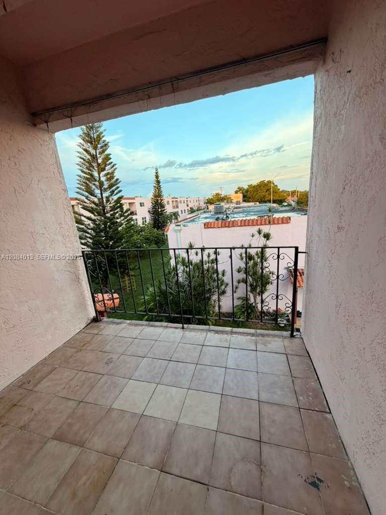 1255 W 53rd St # 202, Hialeah FL 33012 photo 3