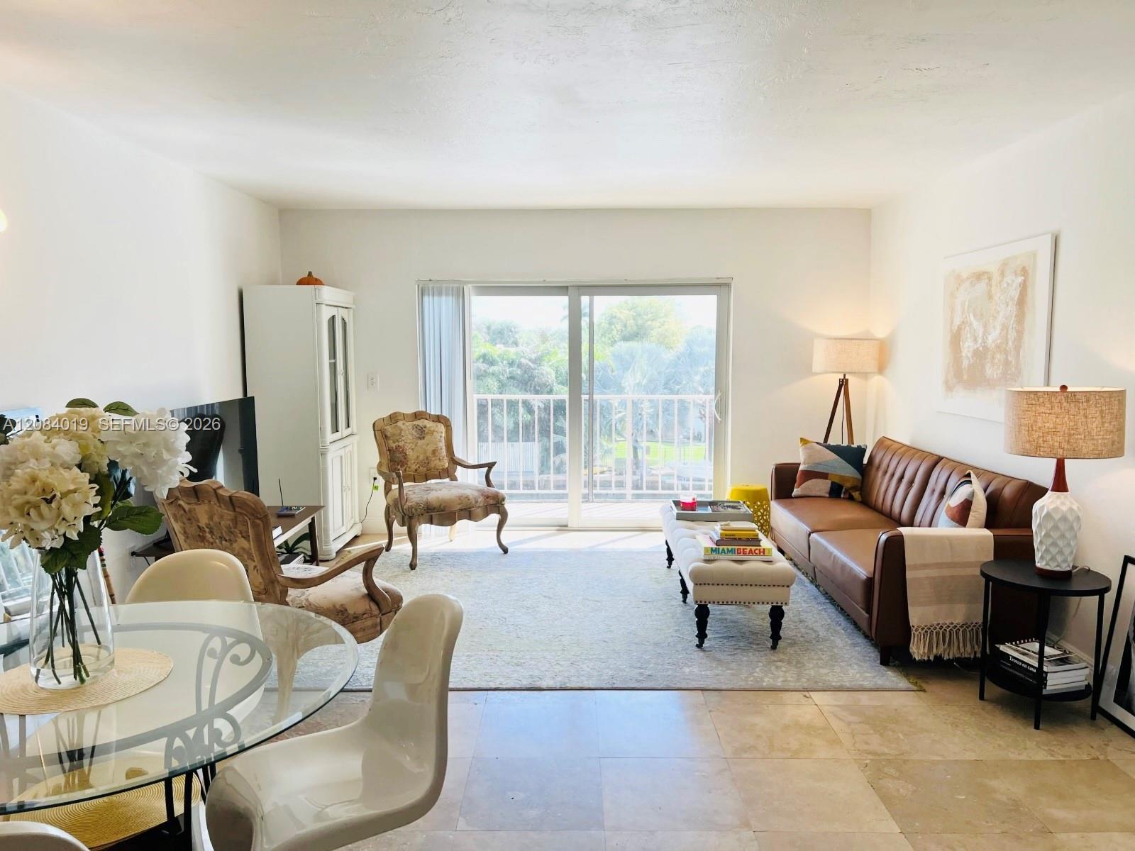 North Miami, FL 33181 photo 2