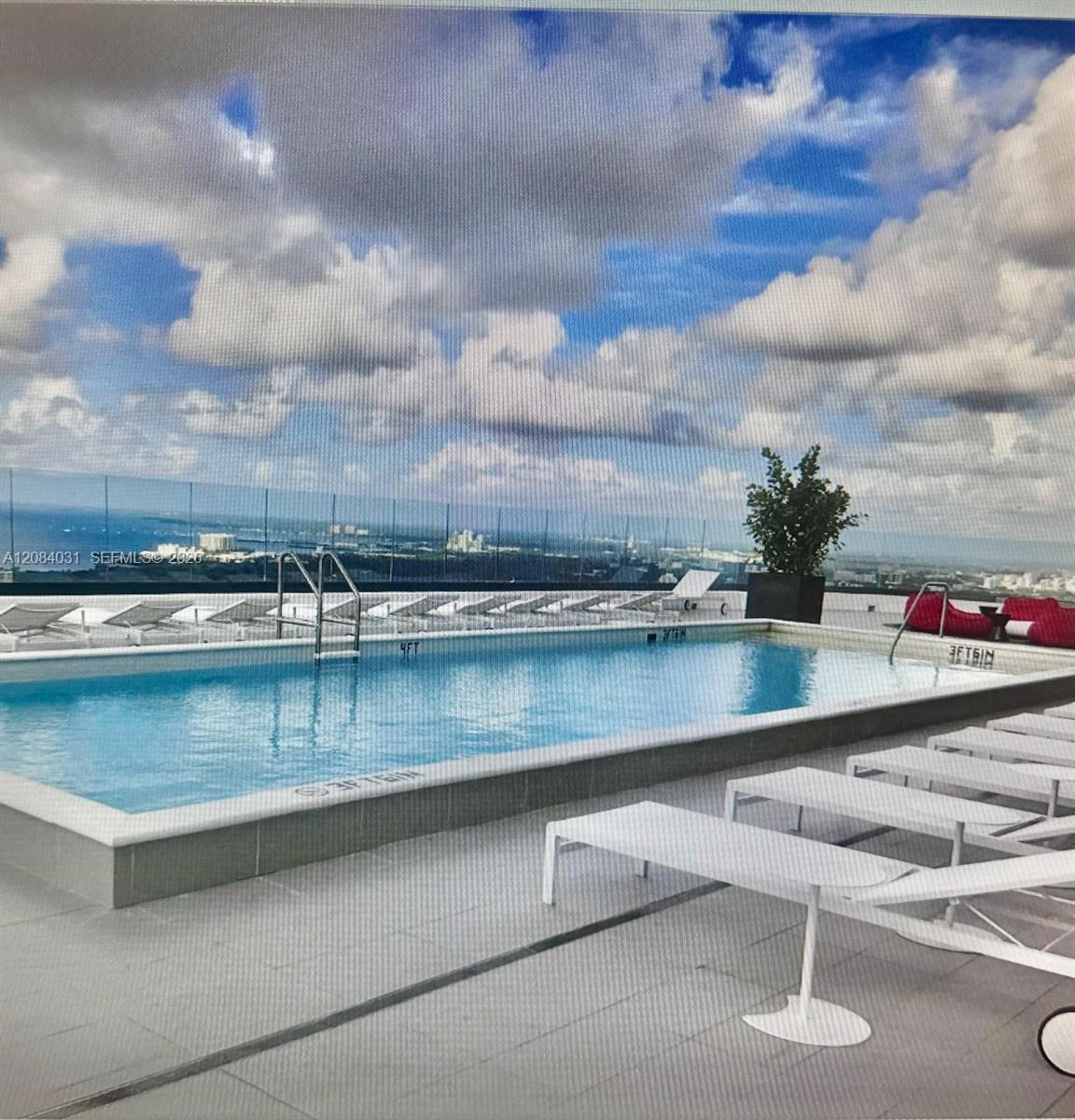 Miami, FL 33130 photo 3