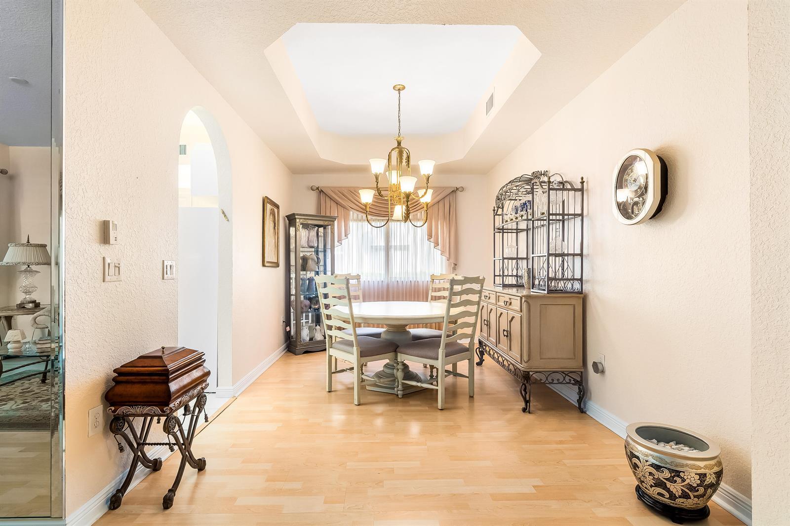 7927 Exeter Boulevard E, Tamarac FL 33321 photo 4