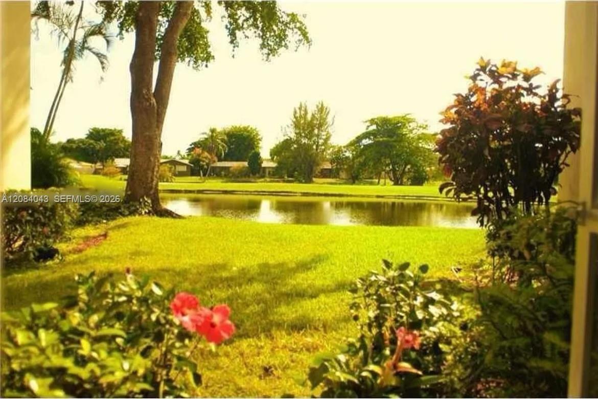 2431 SW 82nd Ave # 202, Davie FL 33324 photo 2