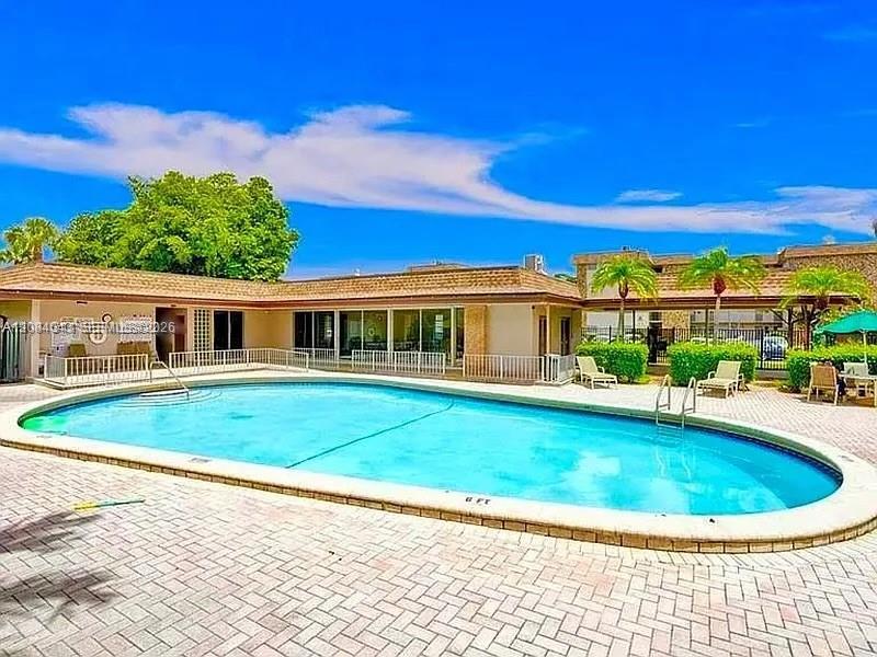 2431 SW 82nd Ave # 202, Davie FL 33324 photo 4