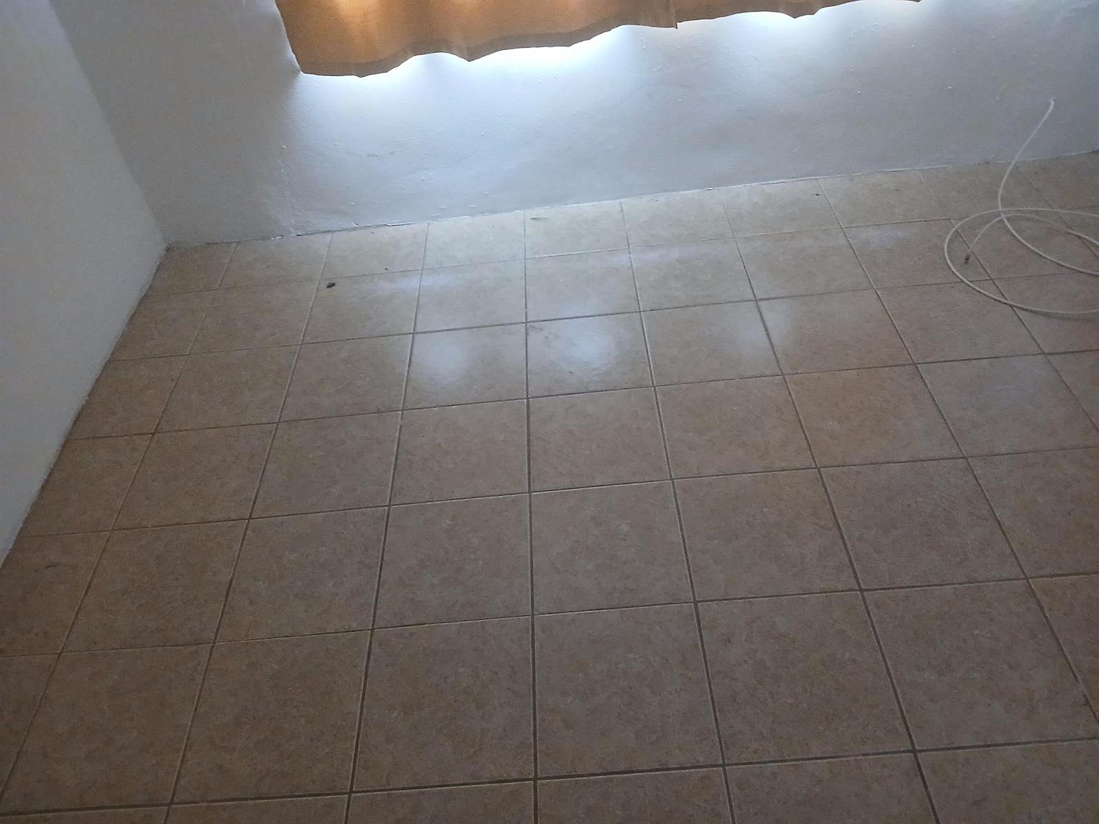330 SW 14TH Street, Dania Beach FL 33004 photo 2