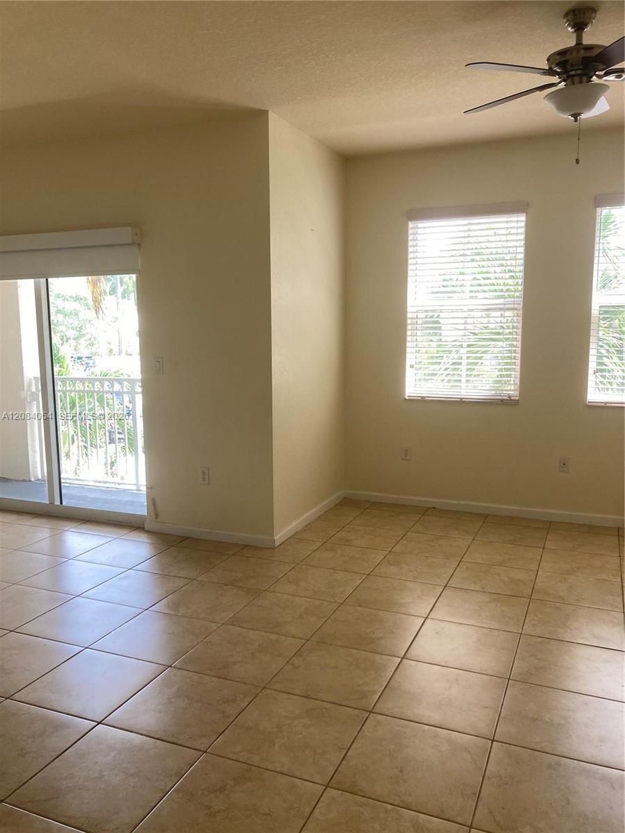 11503 NW 89th St # 215, Doral FL 33178 photo 2